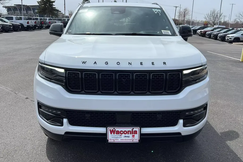 2025 Jeep Wagoneer Series II Carbide photo 1