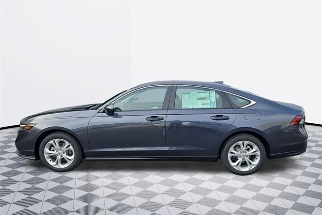 2025 Honda Accord LX photo 1