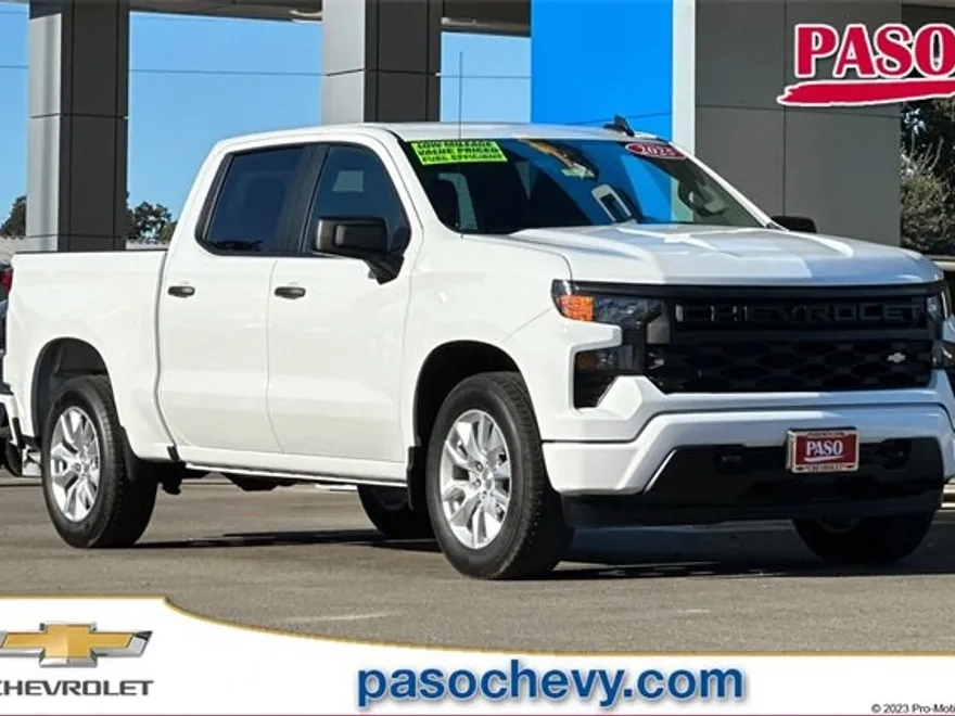2025 Chevrolet Silverado 1500 Custom photo 1
