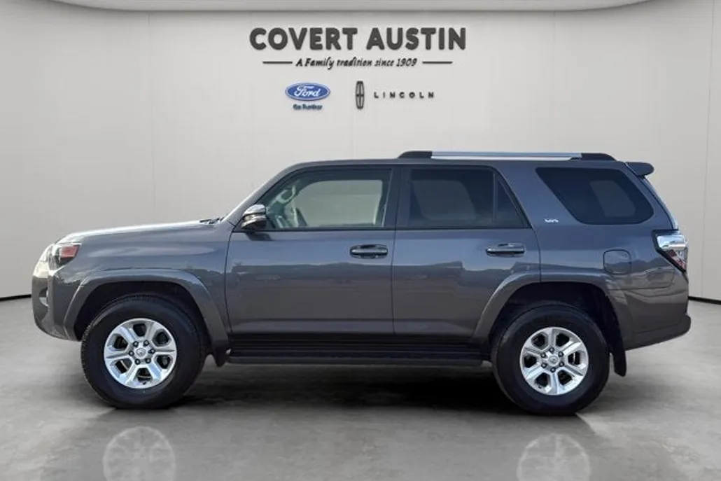 2021 Toyota 4Runner SR5 Premium photo 1