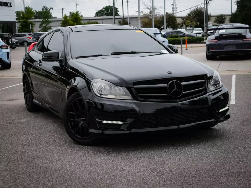 2015 Mercedes Benz C 250 photo 1