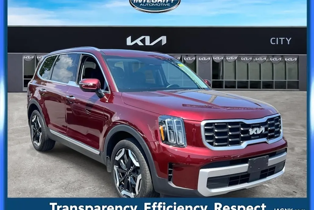 2023 Kia Telluride S photo 1