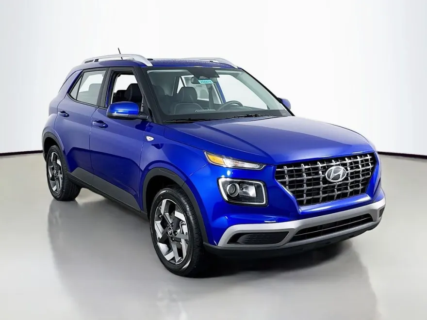 2026 Hyundai Venue SEL photo 1