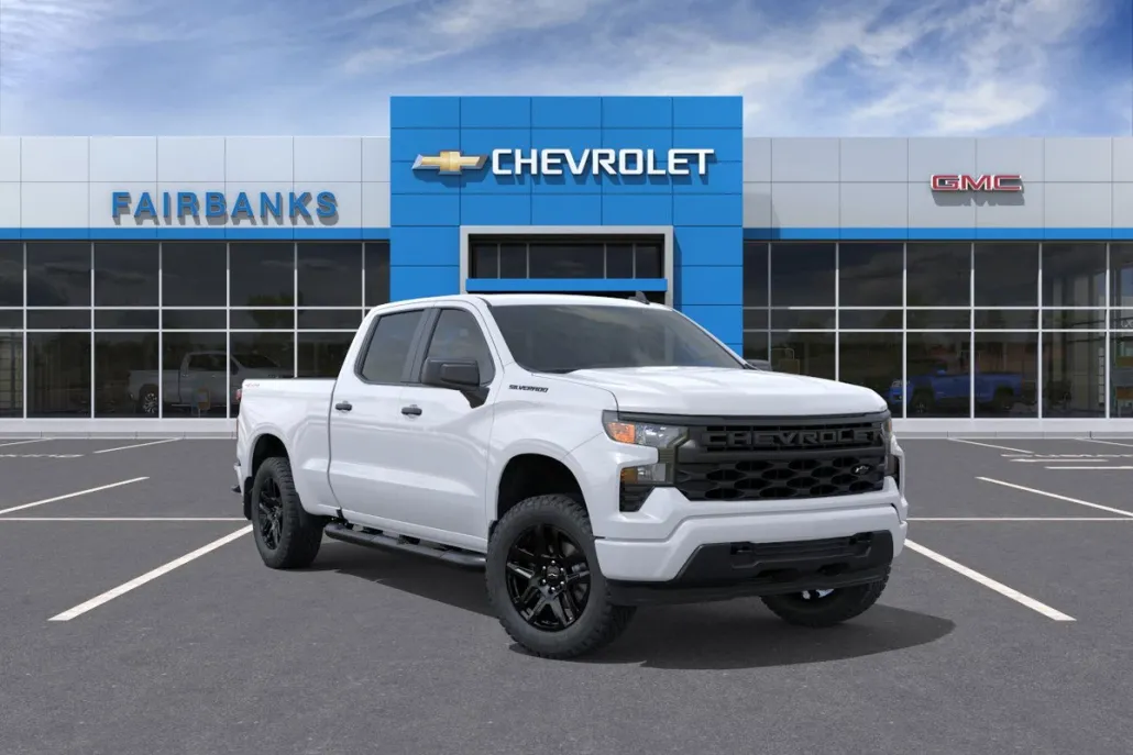 2025 Chevrolet Silverado 1500 Custom photo 1