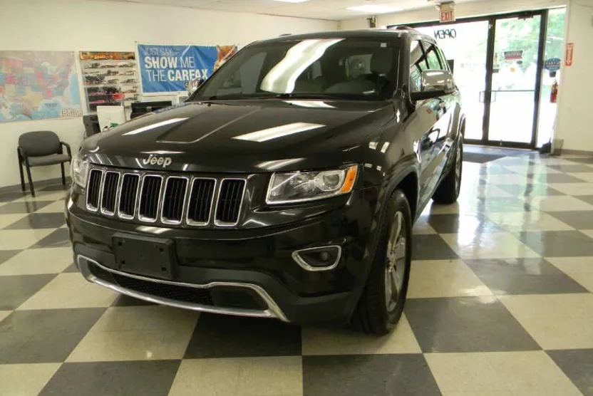 2015 Jeep Grand Cherokee Limited photo 1