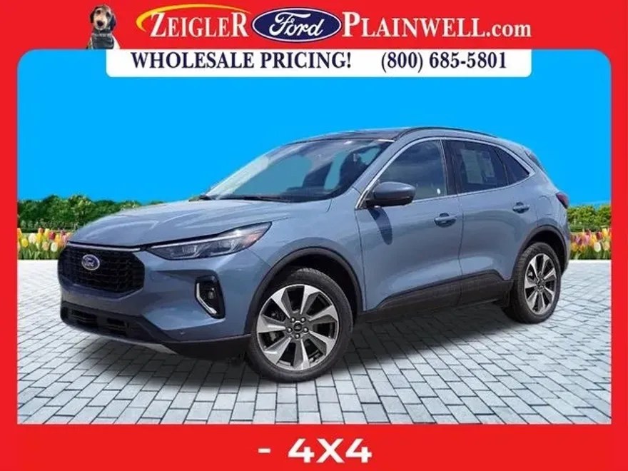 2023 Ford Escape Platinum photo 1