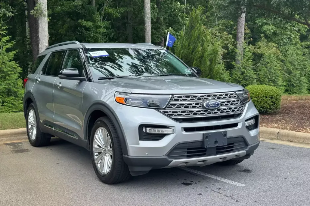 2021 Ford Explorer Limited photo 1