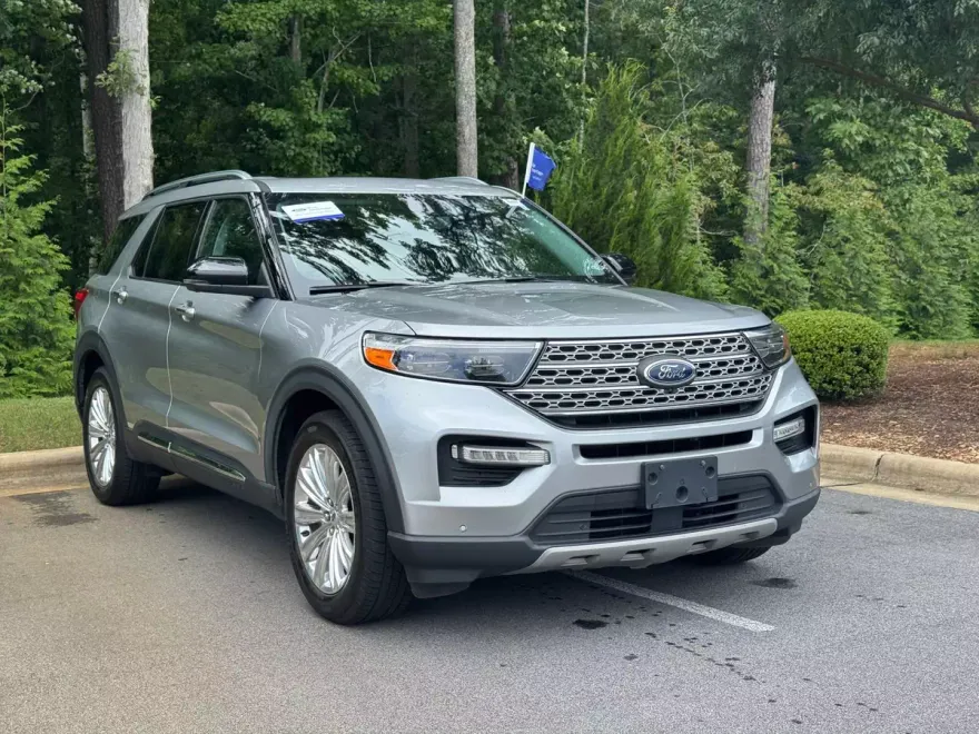 2021 Ford Explorer Limited photo 1