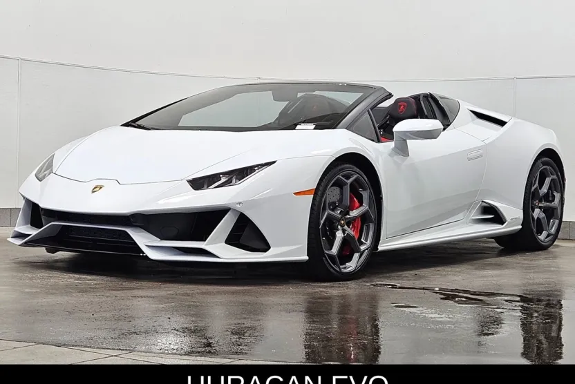 2024 Lamborghini Huracan Evo Spyder photo 1