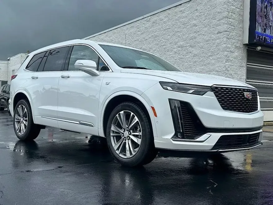 2025 Cadillac XT6 Premium Luxury photo 1