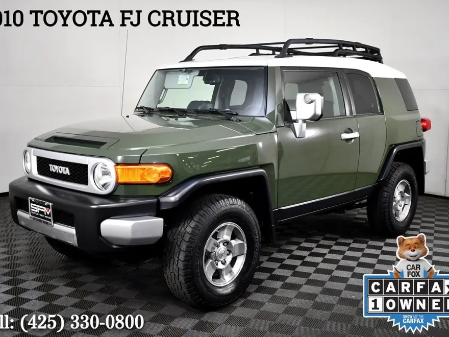2010 Toyota FJ Cruiser Base photo 1