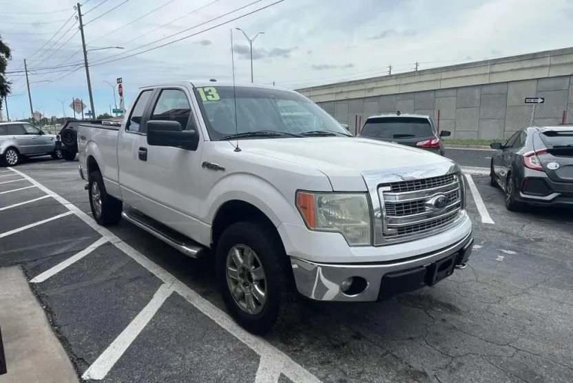 2013 Ford F-150 photo 1