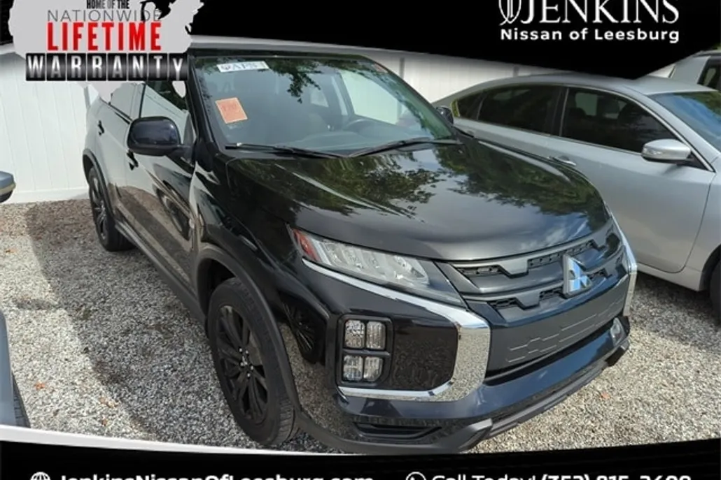 2022 Mitsubishi Outlander Sport LE photo 1