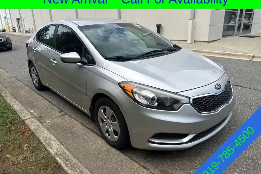 2015 Kia Forte LX photo 1