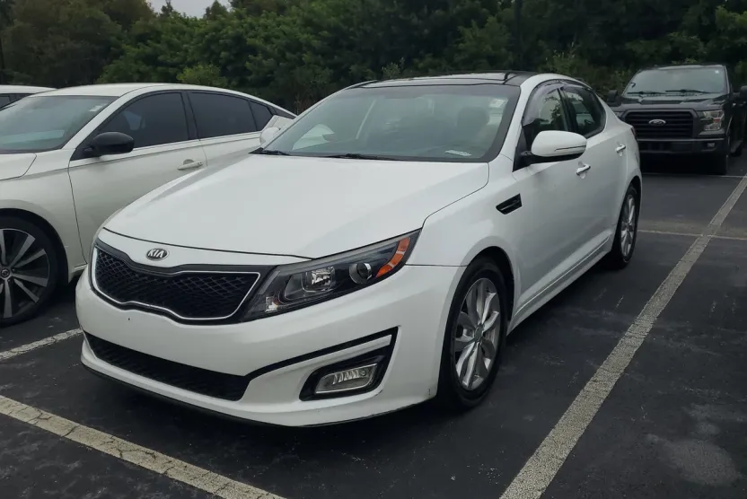 2015 Kia Optima EX photo 1