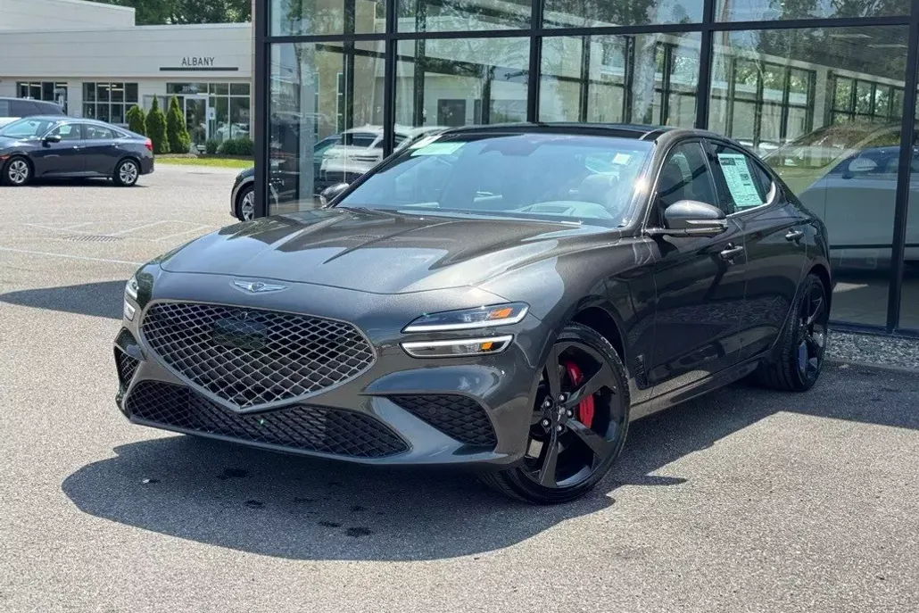 2026 Genesis G70 3.3T Sport Prestige photo 1