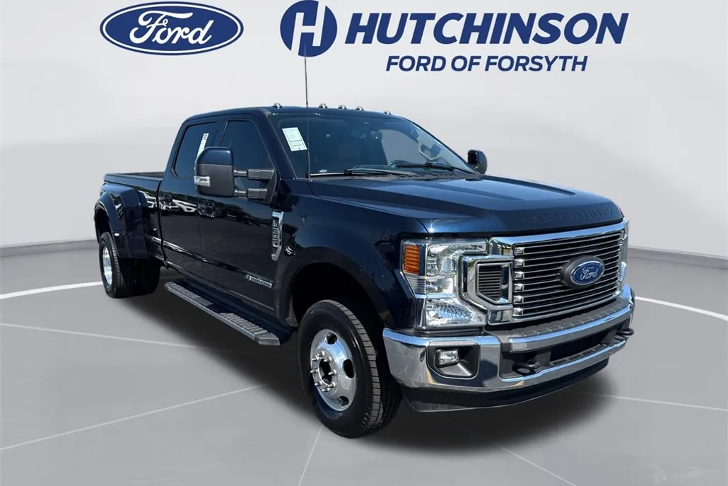 2022 Ford F-350 Lariat photo 1