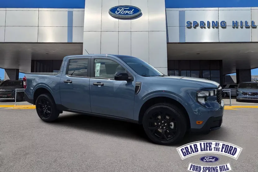2025 Ford Maverick XLT photo 1