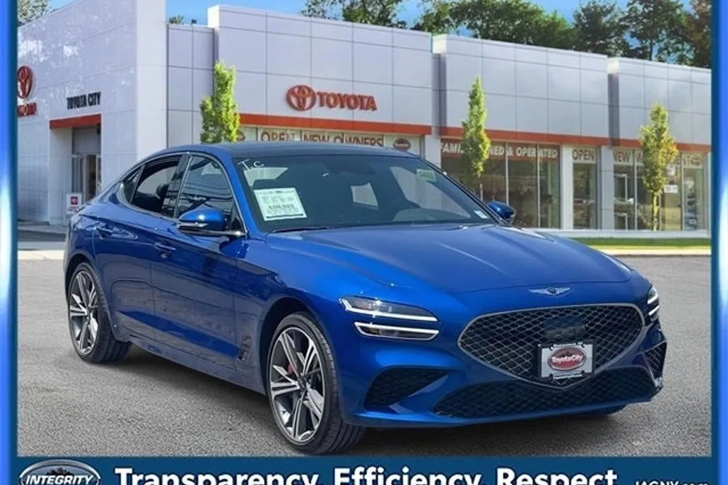 2025 Genesis G70 2.5T Sport Prestige photo 1