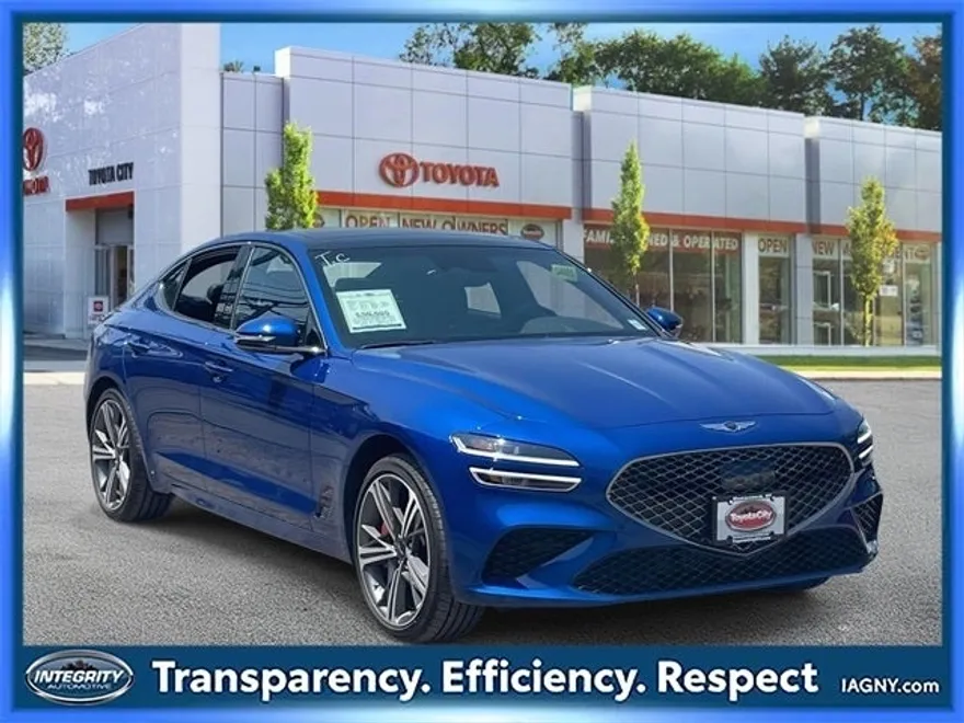 2025 Genesis G70 2.5T Sport Prestige photo 1