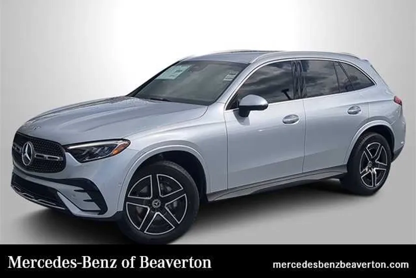 2025 Mercedes Benz GLC 300 4MATIC photo 1