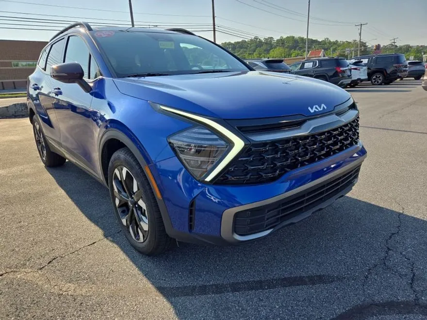 2024 Kia Sportage X-Line photo 1