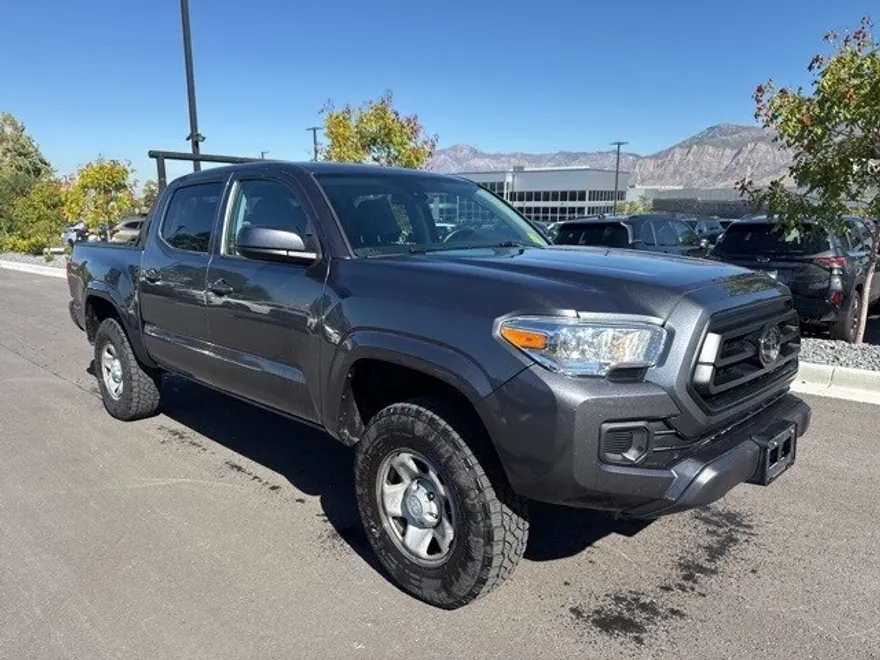 2021 Toyota Tacoma SR V6 photo 1