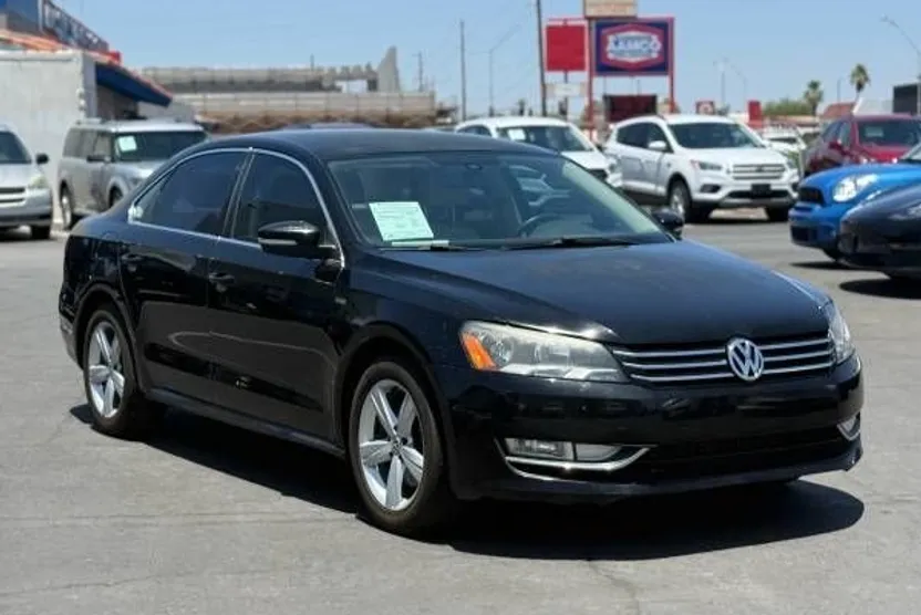 2015 Volkswagen Passat Limited photo 1