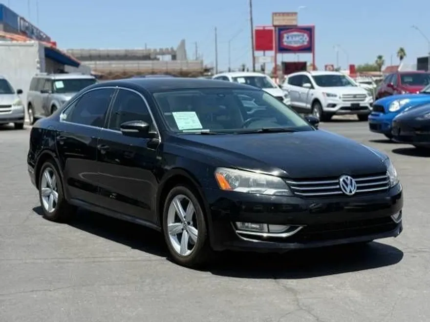 2015 Volkswagen Passat Limited photo 1