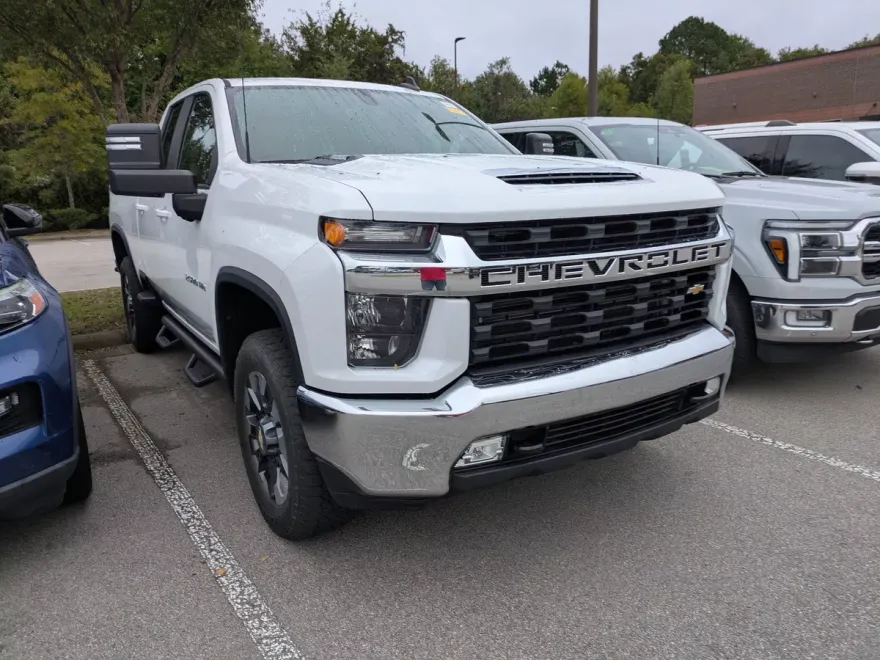 2021 Chevrolet Silverado 2500HD LT photo 1