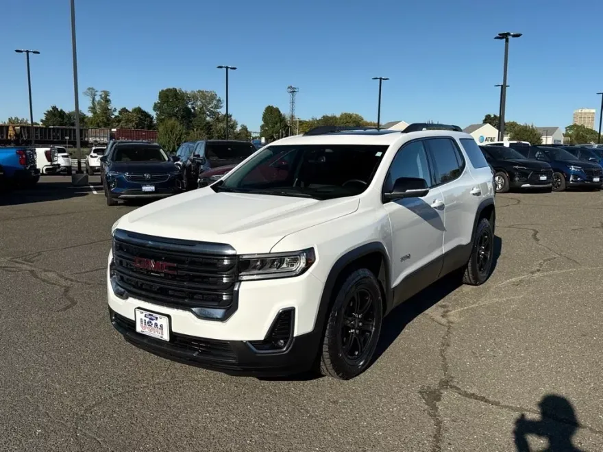 2023 Gmc Acadia AT4 photo 1