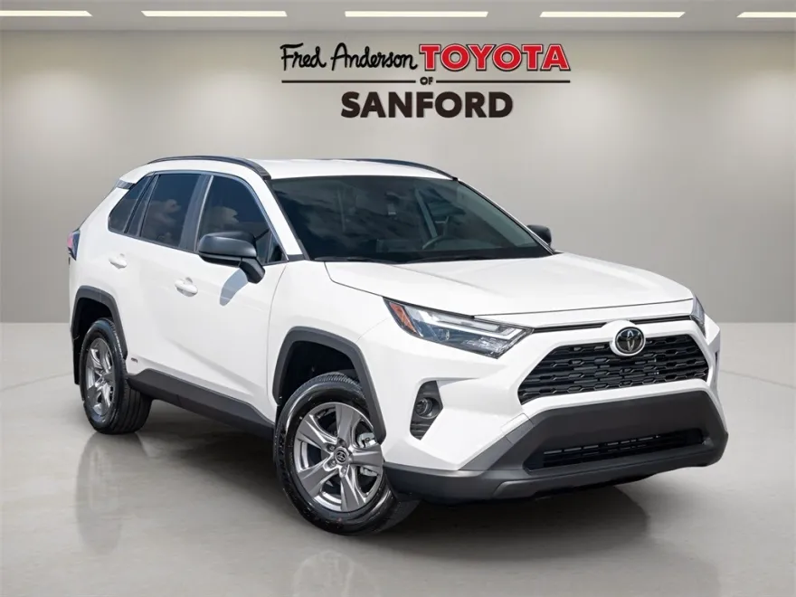 2025 Toyota RAV4 Hybrid LE photo 1