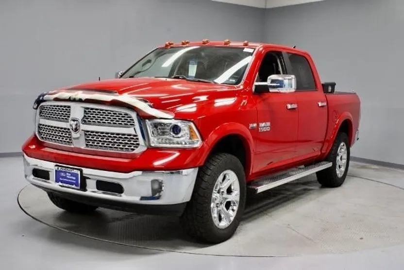 2017 Ram 1500 Laramie photo 1