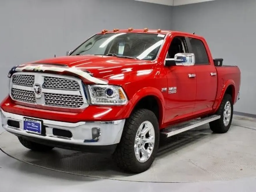 2017 Ram 1500 Laramie photo 1