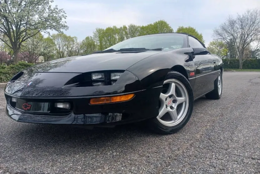 1994 Chevrolet Camaro Sport Coupe photo 1