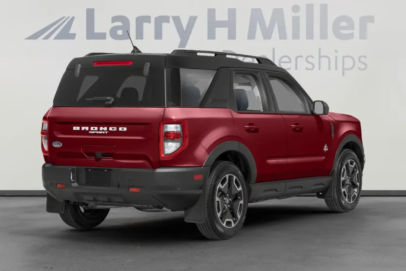 2021 Ford Bronco Sport Outer Banks photo 1