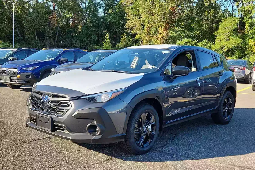 2025 Subaru Crosstrek Base photo 1