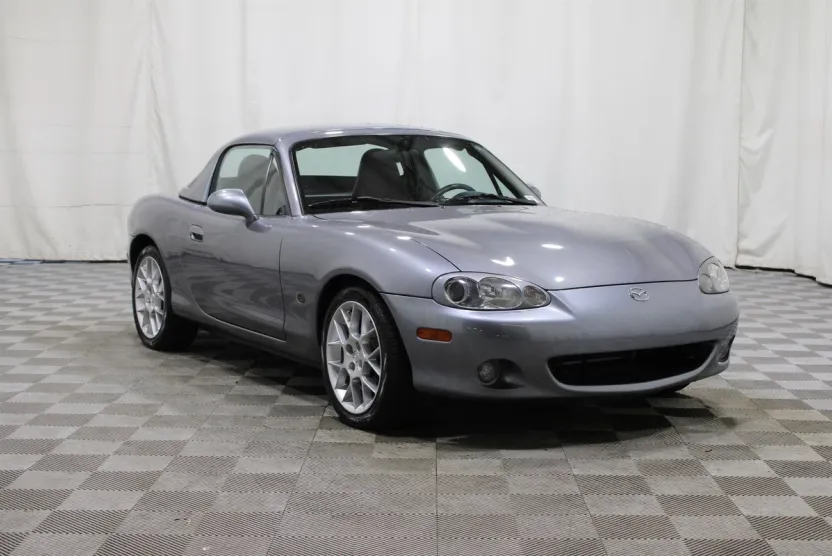 2002 Mazda MX-5 Miata Miata photo 1