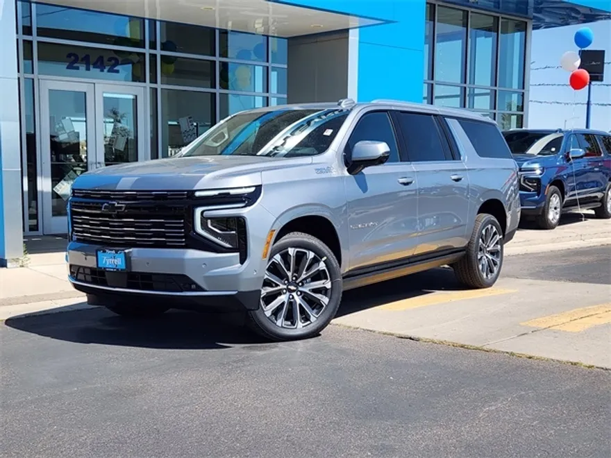 2025 Chevrolet Suburban High Country photo 1