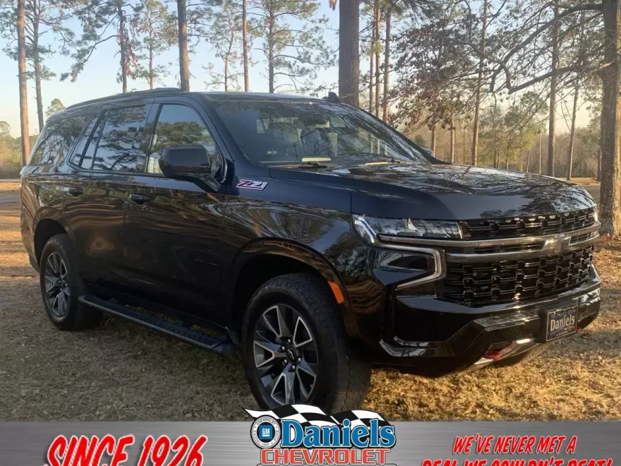 2021 Chevrolet Tahoe Z71 photo 1