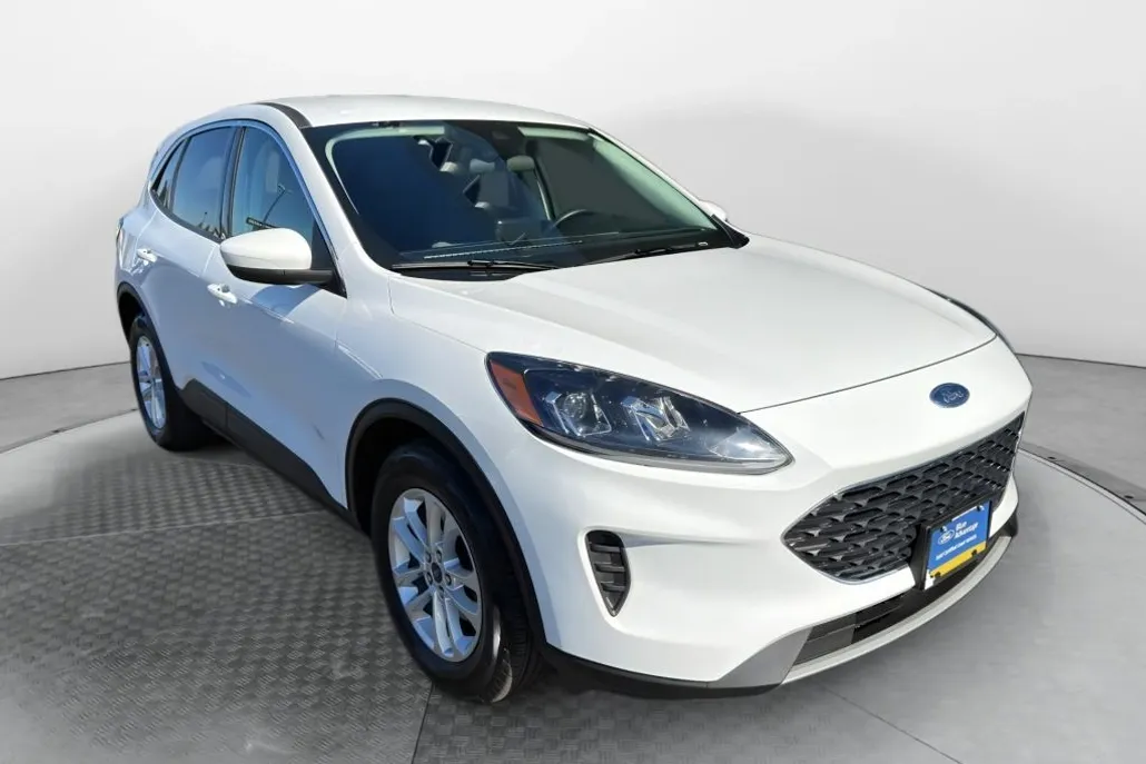 2021 Ford Escape SE photo 1