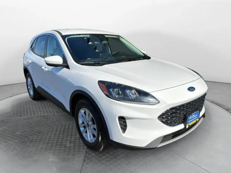 2021 Ford Escape SE photo 1