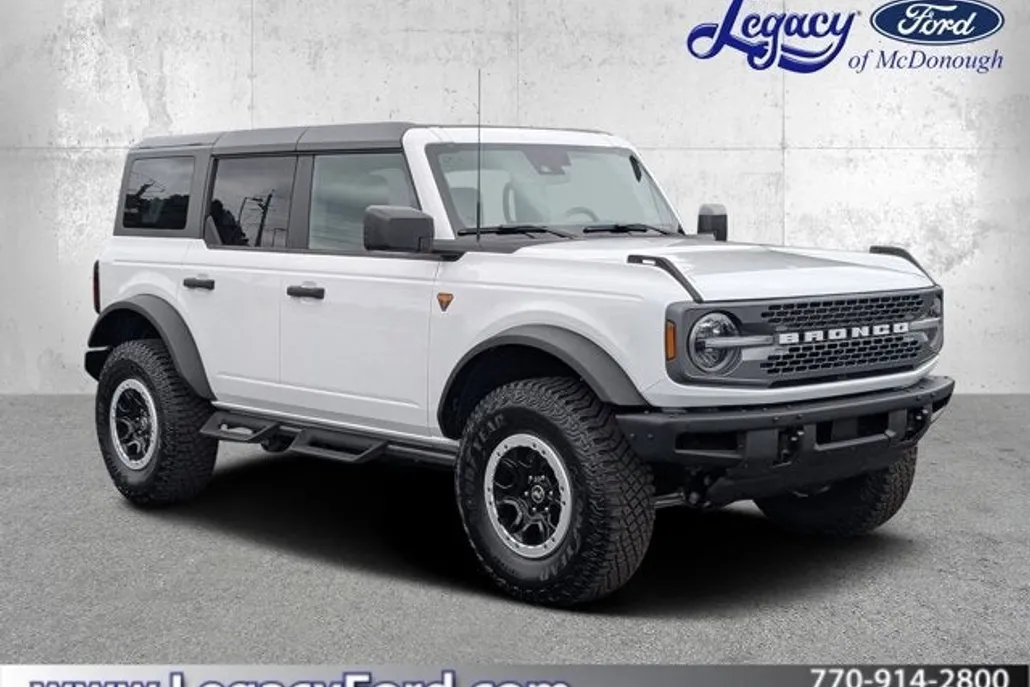 2024 Ford Bronco Badlands photo 1