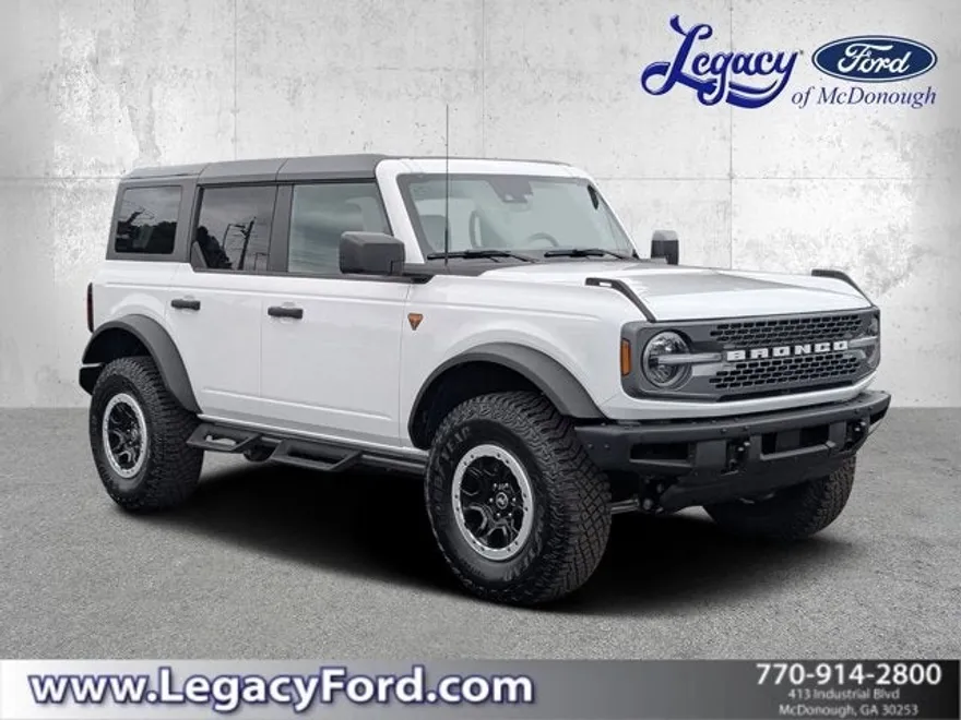 2024 Ford Bronco Badlands photo 1
