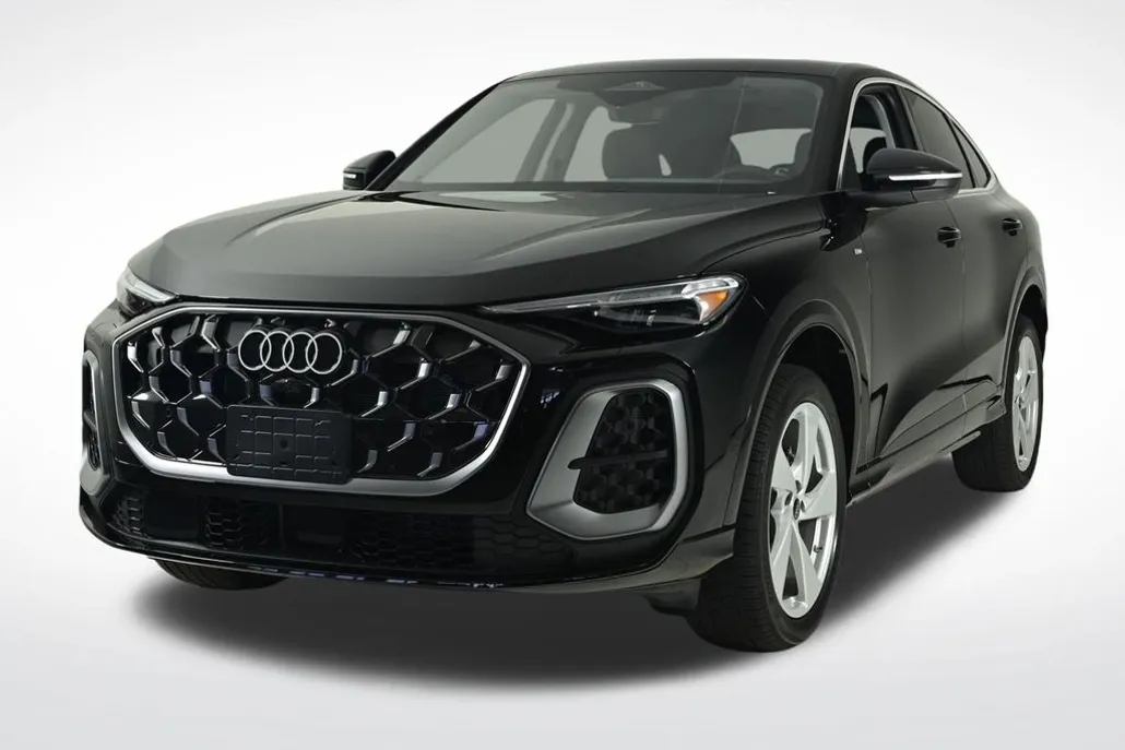 2025 Audi Q5 Sportback 2.0T Premium Plus photo 1