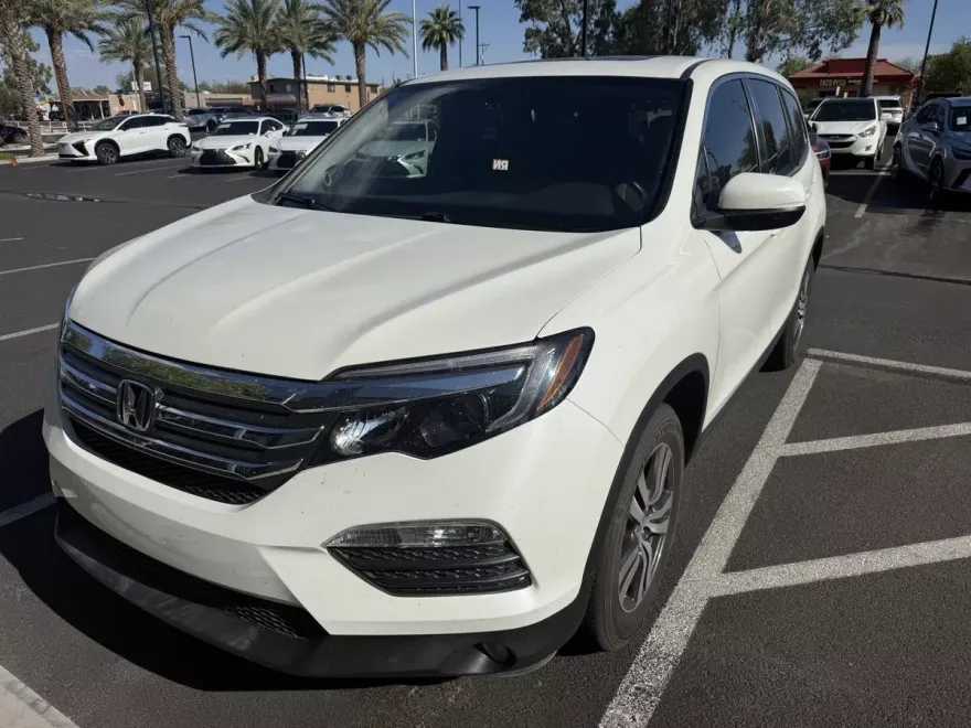 2016 Honda Pilot EX-L photo 1