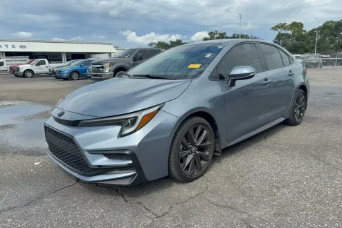 2024 Toyota Corolla SE photo 2