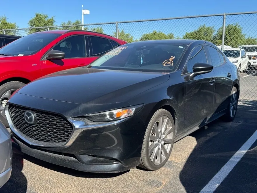 2021 Mazda Mazda3 Preferred photo 1