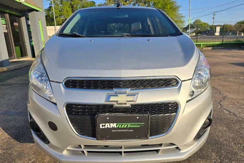 2015 Chevrolet Spark 1LT photo 1