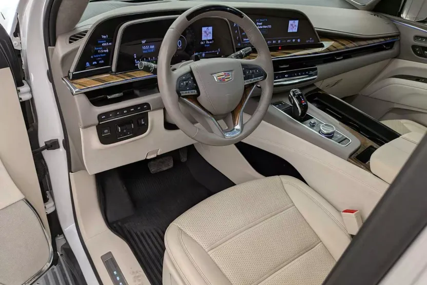 2022 Cadillac Escalade ESV Sport Platinum photo 1
